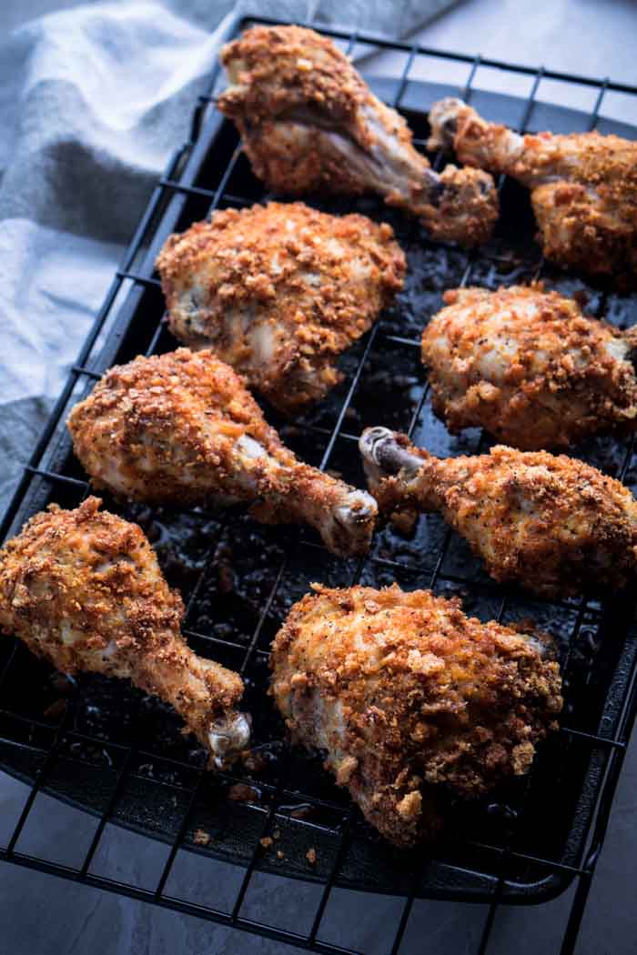 Keto Oven-Fried Chicken Recipe with Pork Rinds & Spices - How do you make fried chicken breading stick?